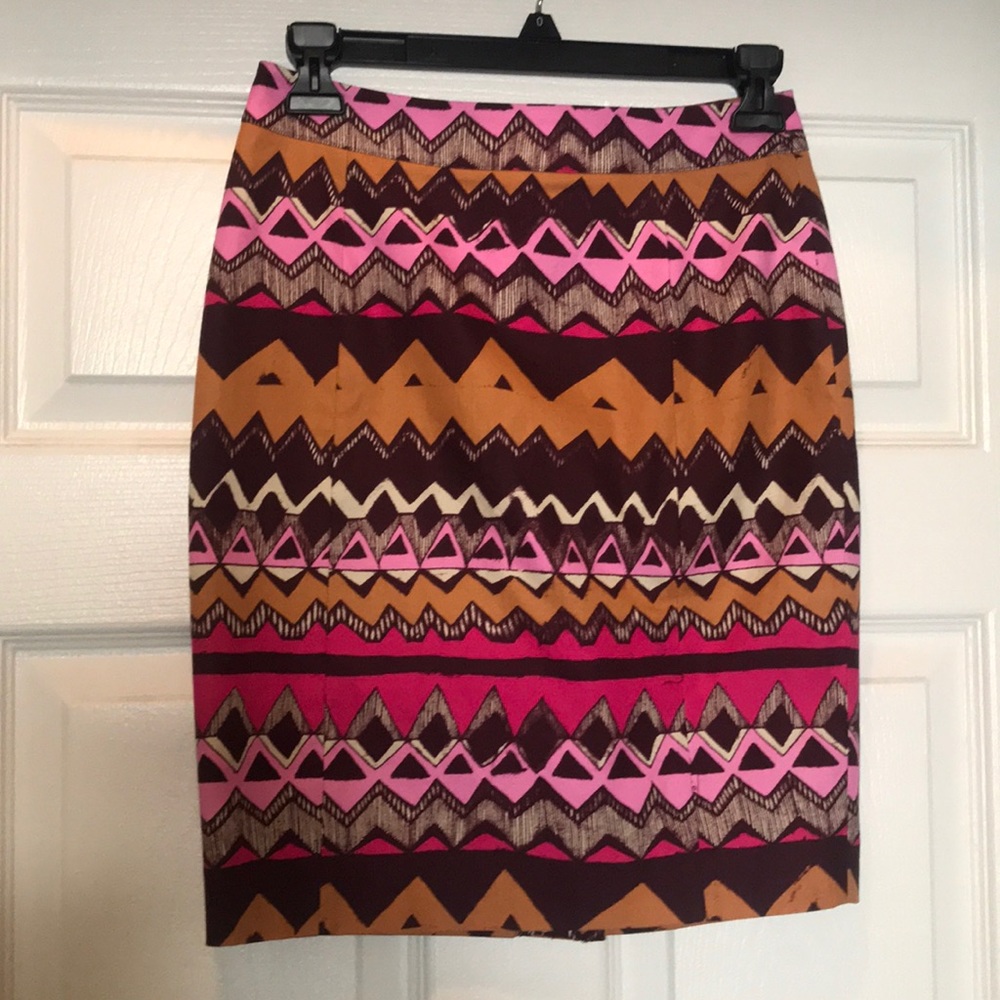 Beautiful Patterned Pencil Skirt